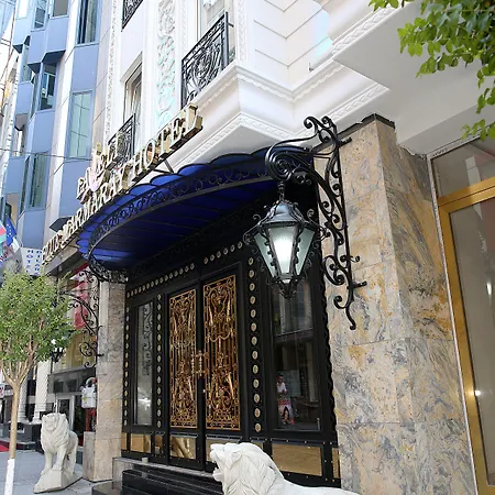 拉勒里蓝马尔马雷酒店