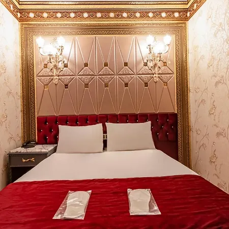 Laleli Blue Marmaray Hotel