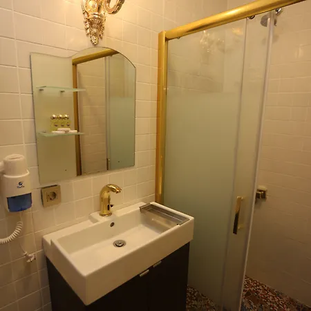 Laleli Blue Marmaray Hotel 3*
